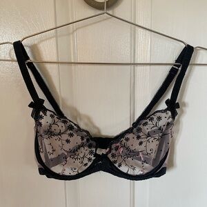 Agent Provocateur Ambrose Bra 34D in pink & black tulle